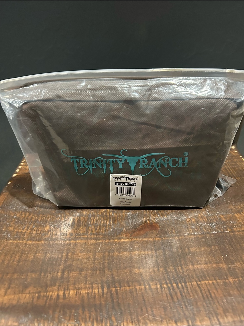 Trinity Ranch Crossbody - Picture 4 of 4